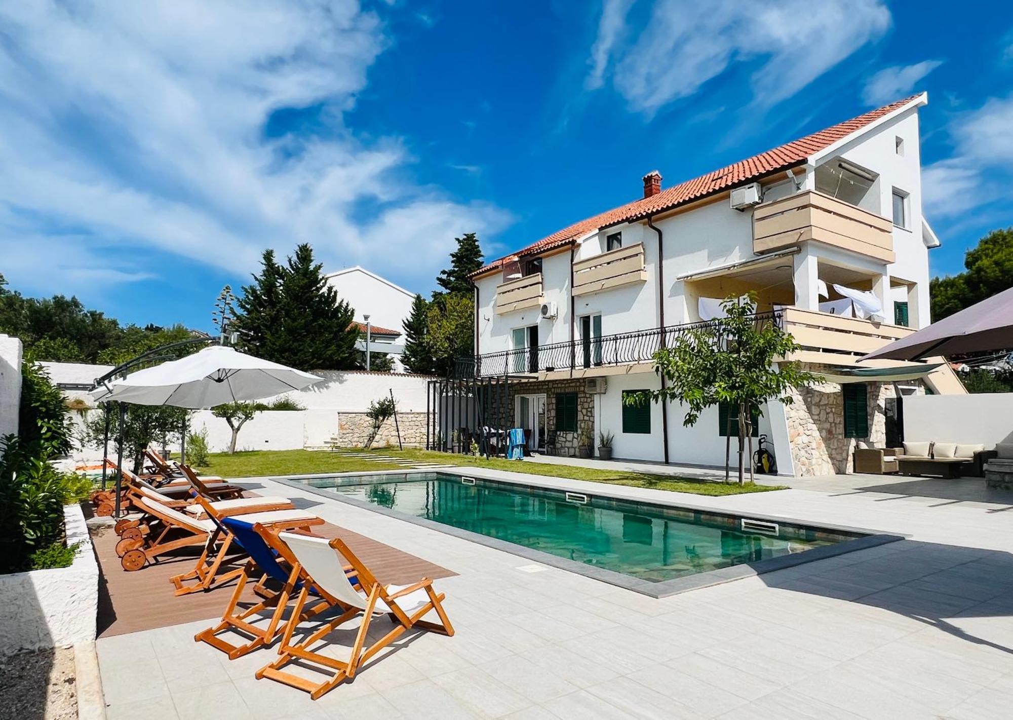 Villa Felix Murter Exterior photo