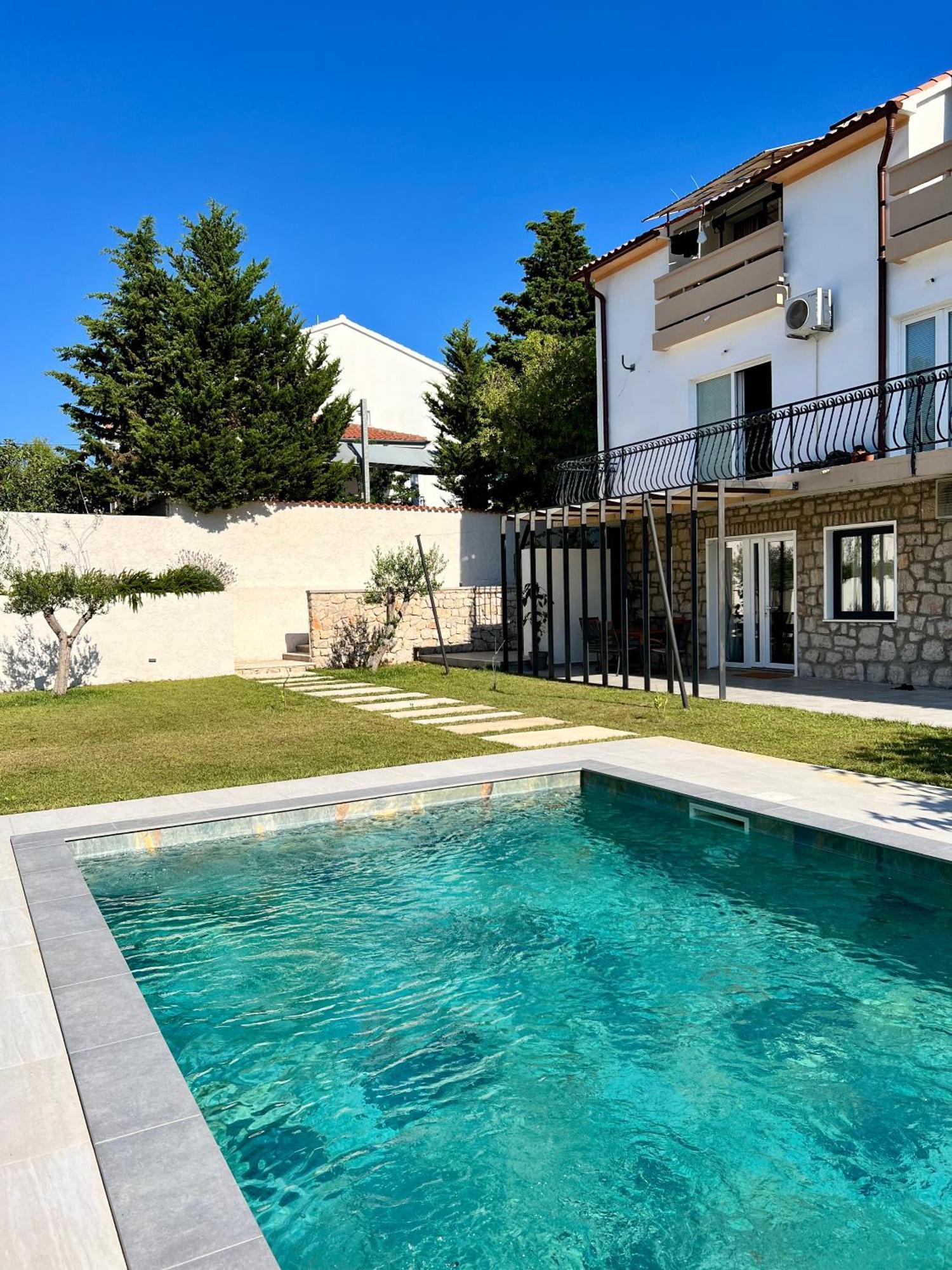 Villa Felix Murter Exterior photo